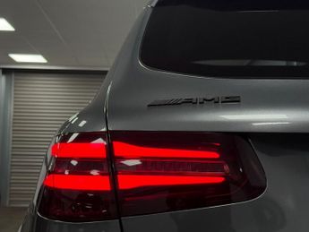 Mercedes-Benz GLC 4.0 GLC63 V8 BiTurbo AMG S (Premium) SpdS MCT 4MATIC+ Euro 6 (s/