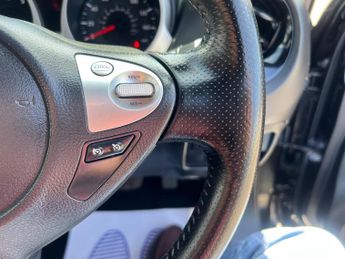 Nissan Juke 1.6 Tekna XTRON Euro 6 5dr