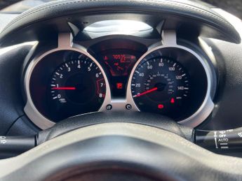 Nissan Juke 1.6 Tekna XTRON Euro 6 5dr