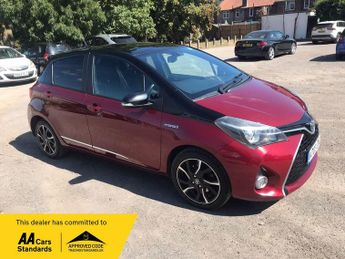 Toyota Yaris 1.5 VVT-h Design E-CVT Euro 6 5dr
