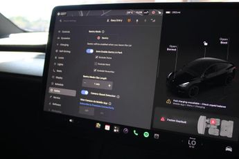 Tesla Model Y (Dual Motor) Performance Auto 4WDE 5dr