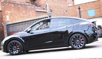 Tesla Model Y (Dual Motor) Performance Auto 4WDE 5dr