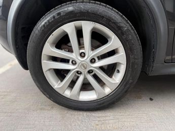 Nissan Juke 1.6 DIG-T Tekna CVT 4WD Euro 5 5dr