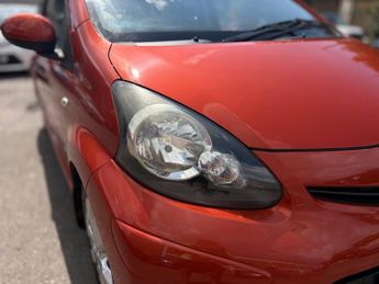 Toyota AYGO 1.0 VVT-i Fire Euro 5 5dr