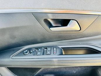 Peugeot 5008 1.2 PureTech GT Premium EAT Euro 6 (s/s) 5dr
