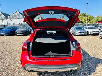 Mercedes-Benz GLA 1.6 GLA180 AMG Line Edition 7G-DCT Euro 6 (s/s) 5dr