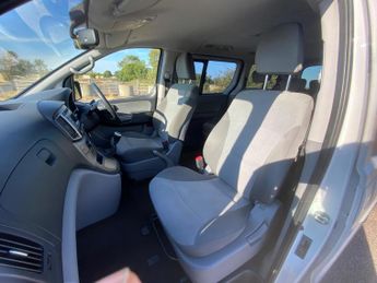 Hyundai i800 2.5 CRDi SE Euro 6 5dr