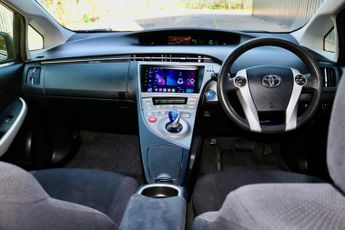 Toyota Prius 1.5 CVT 4dr