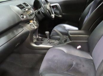 Toyota RAV4 2.0 V-Matic XT-R Multidrive S 4WD Euro 5 5dr