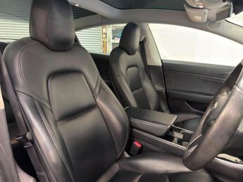 Tesla Model 3 (Dual Motor) Long Range Auto 4WDE 4dr