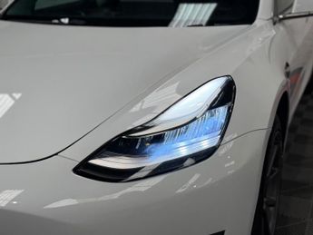 Tesla Model 3 (Dual Motor) Long Range Auto 4WDE 4dr