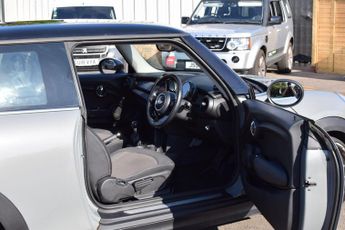 MINI Hatch 1.5 Cooper Euro 6 (s/s) 3dr