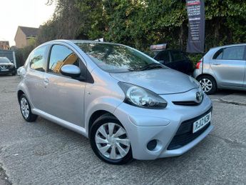 Toyota AYGO 1.0 VVT-i Ice Euro 5 5dr
