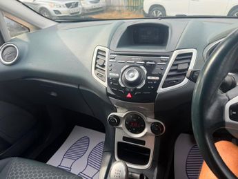 Ford Fiesta 1.4 TDCi DPF Titanium 5dr