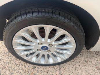 Ford Fiesta 1.4 TDCi DPF Titanium 5dr