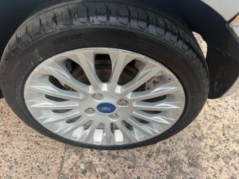Ford Fiesta 1.4 TDCi DPF Titanium 5dr