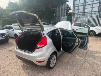 Ford Fiesta 1.4 TDCi DPF Titanium 5dr