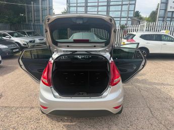 Ford Fiesta 1.4 TDCi DPF Titanium 5dr