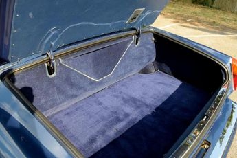 Rolls-Royce Corniche 6.8 2dr