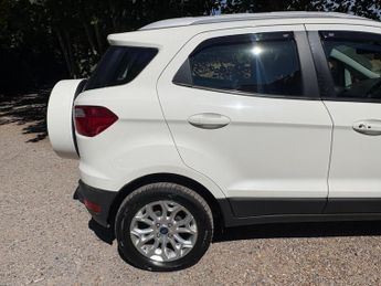 Ford EcoSport 1.5 Titanium 2WD Euro 5 5dr