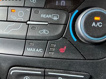 Ford Grand Tourneo Connect 1.5 EcoBlue Titanium Auto Euro 6 (s/s) 5dr