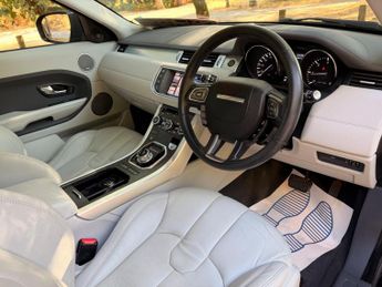 Land Rover Range Rover Evoque 2.2 SD4 Pure Auto 4WD Euro 5 5dr