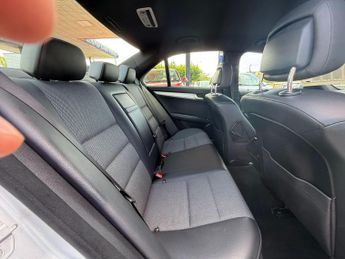 Mercedes-Benz C Class 2.1 C220 CDI BlueEfficiency Sport Edition 125 G-Tronic+ Euro 5 (