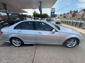 Mercedes-Benz C Class 2.1 C220 CDI BlueEfficiency Sport Edition 125 G-Tronic+ Euro 5 (