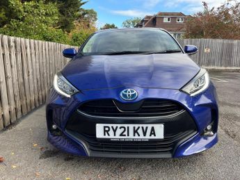 Toyota Yaris 1.5 VVT-h Design E-CVT Euro 6 (s/s) 5dr