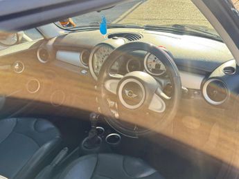 MINI Hatch 1.6 One Steptronic Euro 5 3dr