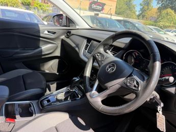 Vauxhall Grandland X 1.2 Turbo SRi Nav Auto Euro 6 (s/s) 5dr