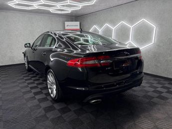 Jaguar XF 3.0d V6 Premium Luxury Auto Euro 5 (s/s) 4dr