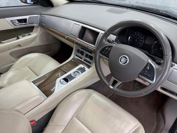 Jaguar XF 3.0d V6 Premium Luxury Auto Euro 5 (s/s) 4dr