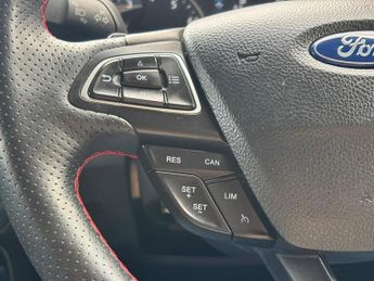 Ford EcoSport 1.0T EcoBoost ST-Line Auto Euro 6 (s/s) 5dr