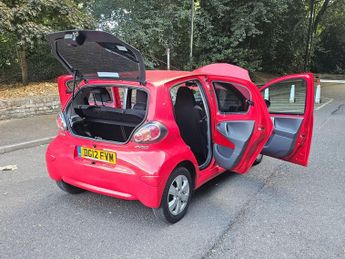 Toyota AYGO 1.0 VVT-i Go Hatchback 5dr Petrol MultiMode Euro 5 (AC) (67 ps)