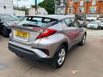 Toyota C-HR 1.8 VVT-h Icon SUV 5dr Petrol Hybrid CVT Euro 6 (s/s) (122 ps)