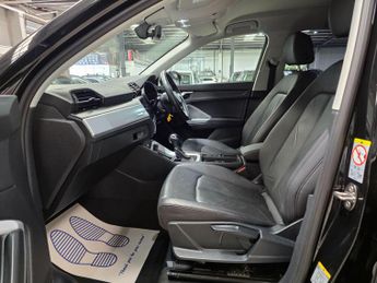 Audi Q3 1.4 TFSIe 45 Technik S Tronic Euro 6 (s/s) 5dr 13kWh