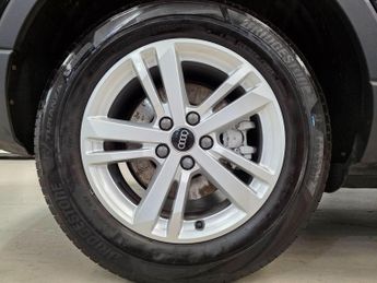 Audi Q3 1.4 TFSIe 45 Technik S Tronic Euro 6 (s/s) 5dr 13kWh