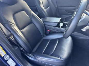 Tesla Model 3 (Dual Motor) Performance Auto 4WDE 4dr (Performance Upgrade)