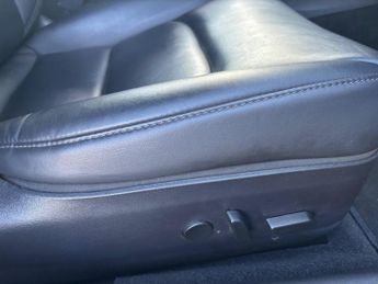 Tesla Model 3 (Dual Motor) Performance Auto 4WDE 4dr (Performance Upgrade)