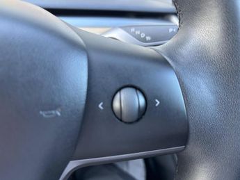 Tesla Model 3 (Dual Motor) Performance Auto 4WDE 4dr (Performance Upgrade)