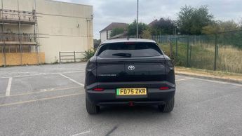 Toyota Urban Cruiser 61kWh Design SUV 5dr Electric Auto (174 ps)