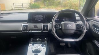 Toyota Urban Cruiser 61kWh Design Auto 5dr
