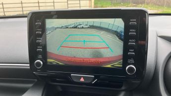 Toyota Yaris 1.5 VVT-h Design E-CVT Euro 6 (s/s) 5dr