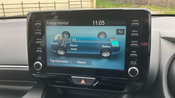 Toyota Yaris 1.5 VVT-h Design E-CVT Euro 6 (s/s) 5dr