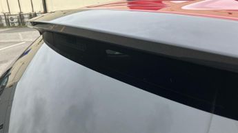 Toyota Yaris 1.5 VVT-h Design E-CVT Euro 6 (s/s) 5dr