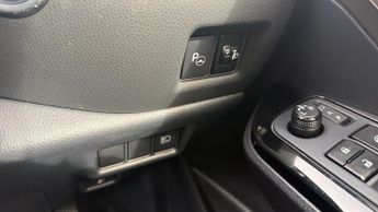 Toyota C-HR 1.8 VVT-h Design CVT Euro 6 (s/s) 5dr