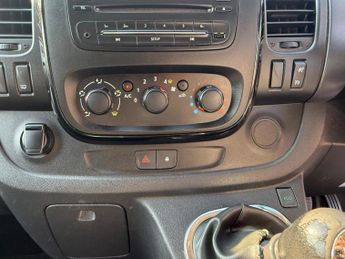 Vauxhall Vivaro 1.6 CDTi 2700 Sportive L1 H1 Euro 6 5dr