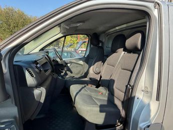 Vauxhall Vivaro 1.6 CDTi 2700 Sportive L1 H1 Euro 6 5dr