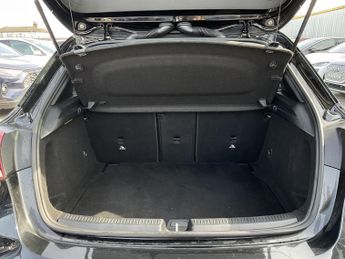 Mercedes-Benz A Class A 220 D AMG LINE AUTO